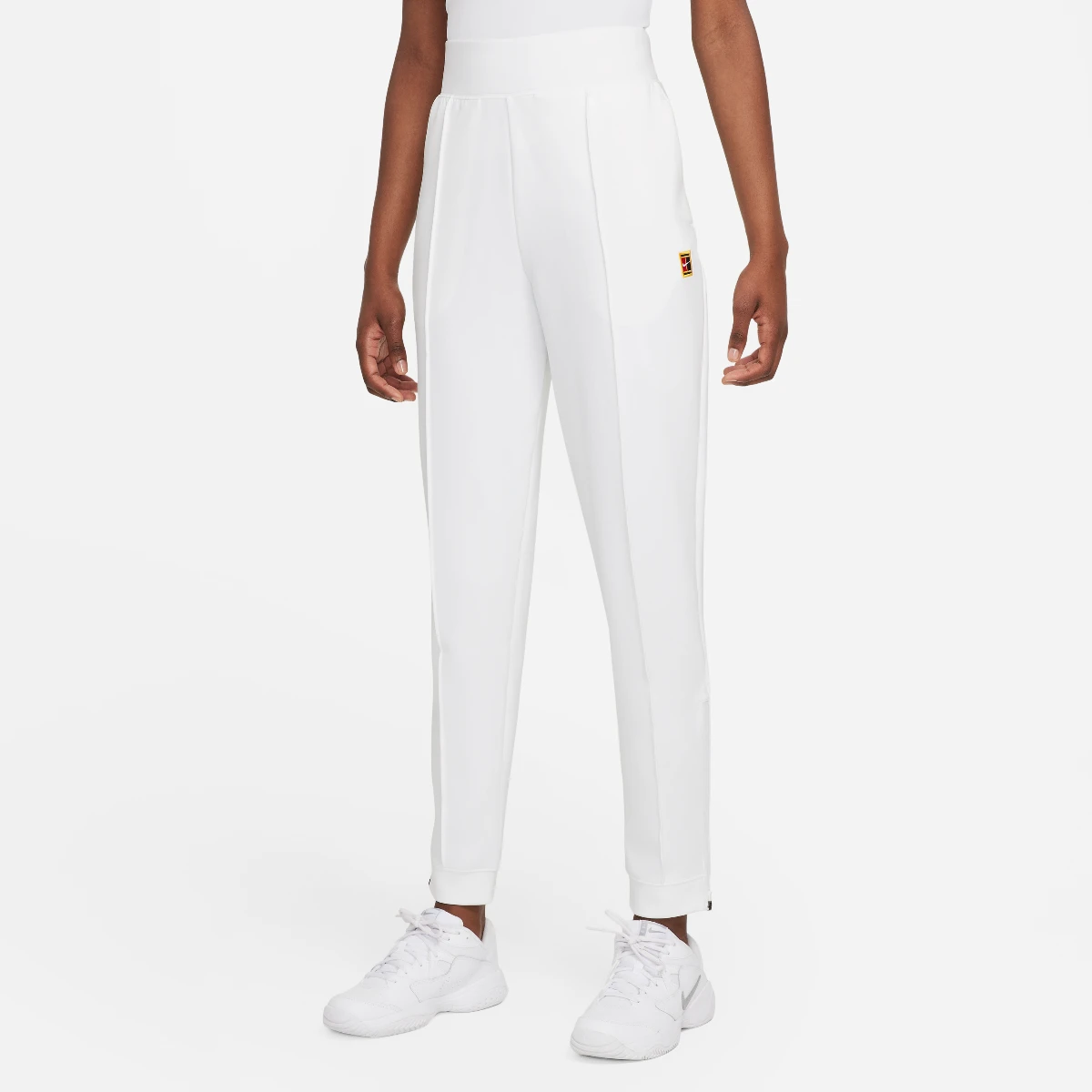 Nike Women's Dri-FIT Heritage Knit Pants (White) Nike Women's Dri-FIT Heritage Knit Pants (White) -Racquet Equipment Store DA4722 100 PHSFM001 3144