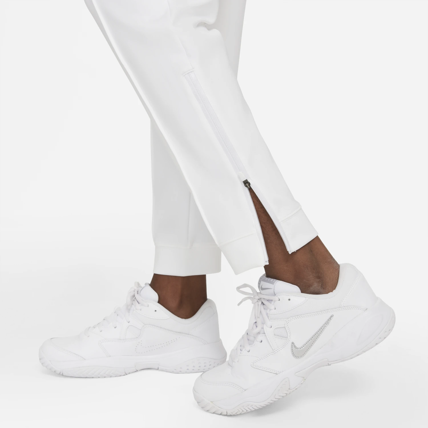Nike Women's Dri-FIT Heritage Knit Pants (White) Nike Women's Dri-FIT Heritage Knit Pants (White) -Racquet Equipment Store DA4722 100 PHSYM003 3144