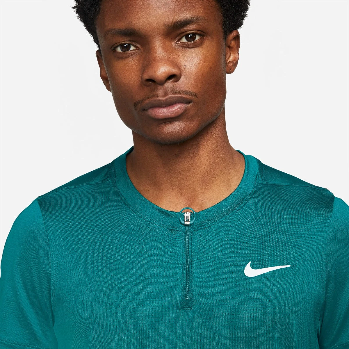 Nike Men's Dri-FIT Advantage Zip Polo (Bright Spruce/White) Nike Men's Dri-FIT Advantage Zip Polo (Bright Spruce/White) -Racquet Equipment Store DD8321 367 PHSYM001 3144